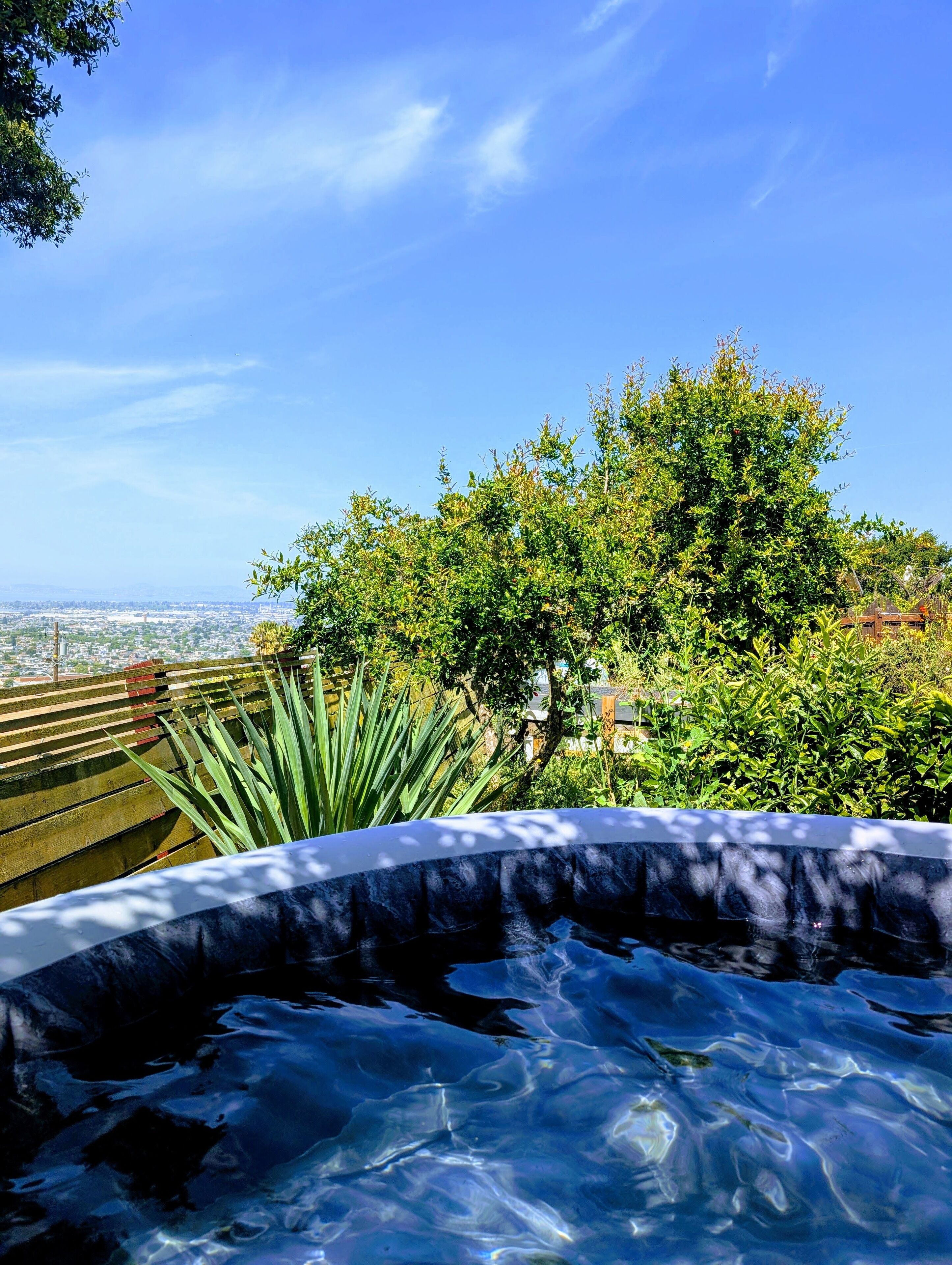 Bain à remous extérieur