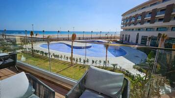 Außenpool (je nach Saison geöffnet)