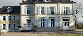 10 minutes from the beaches, your refuge in a magnificent family estate.