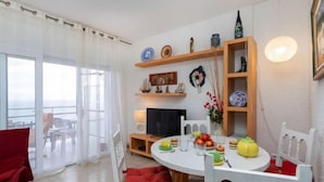 House, 2 Bedrooms, Terrace | Dining room - Global Les Oranetes - By Global Rental Holidays 22340 (Llanca)