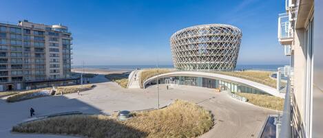 الإطلالة من المنشأة