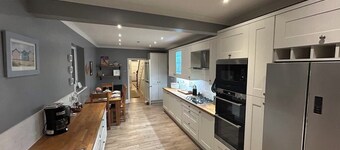 Coastal Charm - Whitley Bay: Beach - Coast - Country -Parking - Pet Friendly