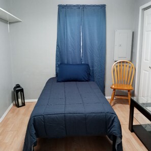 2 間睡房、熨斗/熨衫板、免費 Wi-Fi、床單