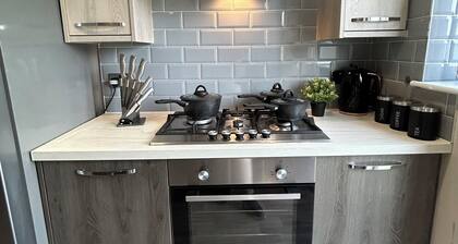 Fantastic 5-bedroom house with WiFi in Kingston upon Hull