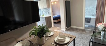 Fantastic 5-bedroom house with WiFi in Kingston upon Hull