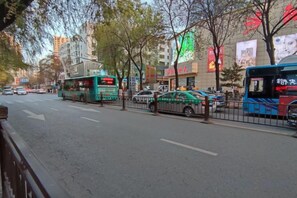 Imagen sin descripción, 3 de 34, botón