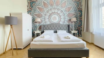 2 bedrooms, iron/ironing board, WiFi, bed sheets