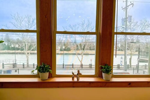 DWTN Waterfront~Casino~Vineyards~New Design