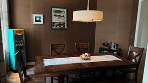 Dining - Very private 4 bedroom house with community pool (Rehoboth Beach)