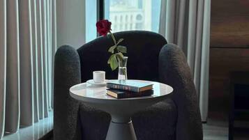 Een gratis minibar, een bureau, een laptopwerkplek, gratis wifi