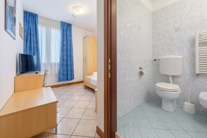 Desk, laptop workspace, free WiFi - Hotel New Aurora Venice (Mestre)