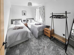 3 soverom, wi-fi (inkludert) og sengetøy