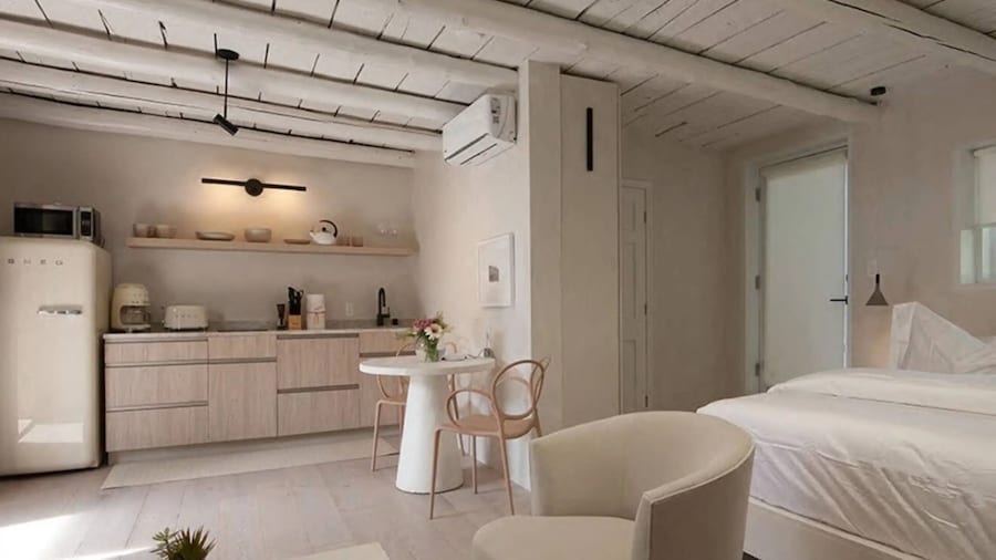 Palace Modern Residences at the Railyard