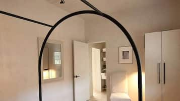 2 bedrooms, blackout curtains, iron/ironing board, free WiFi