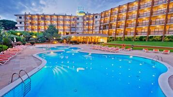 House | Pool | Outdoor pool