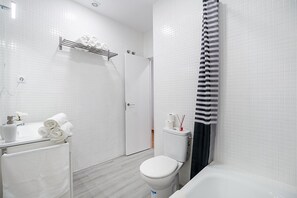 House | Bathroom