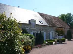 Exterior - Country gite near Grandéols Indre (Coings)