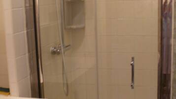 Douche, papier toilette