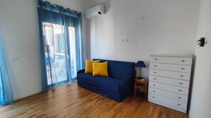 Téléviseur connecté, foyer