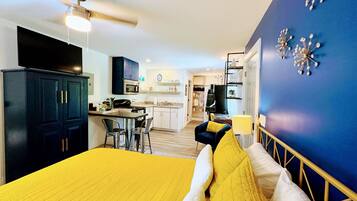 1 habitación, wifi y ropa de cama