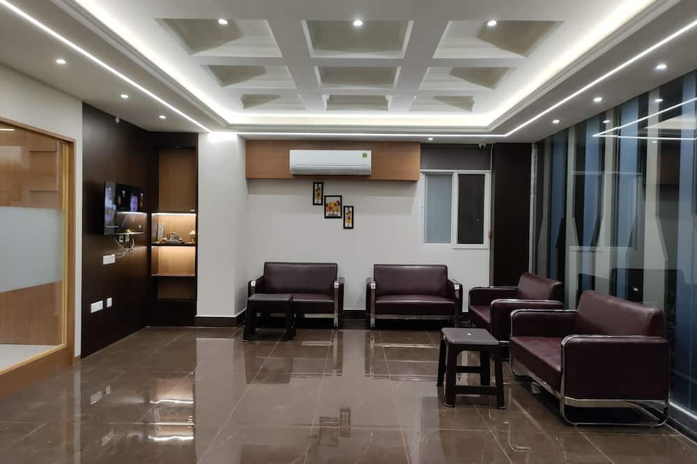 Royal Rooms and Banquet