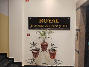 Interior entrance - Royal Rooms and Banquet (Lucknow)