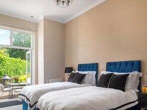 3 Schlafzimmer, kostenloses WLAN, Bettwäsche