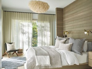 5 bedrooms, desk, free WiFi, bed sheets