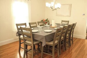 Dining - Spacious & Modern House close to BOS & Salem (Lynn)