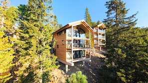 Chalet | Exterior