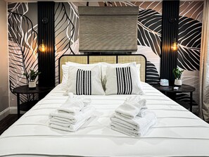 2 bedrooms, WiFi, bed sheets