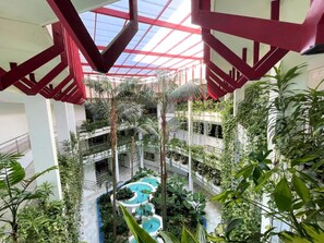 Apartment | Pool | Outdoor pool, a heated pool