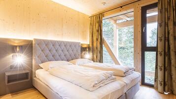 Chalet | 4 bedrooms, individually furnished