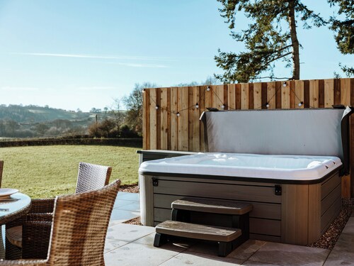 Copper Beech Cottage