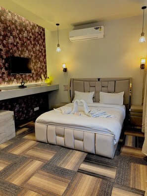 1 bedroom, WiFi, bed sheets - Charming bed & breakfast with AC and WiFi in serene New Delhi (New Delhi)