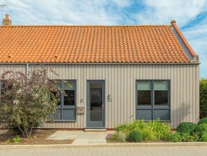 Exterior - 1 bedroom accommodation in Docking (Docking)
