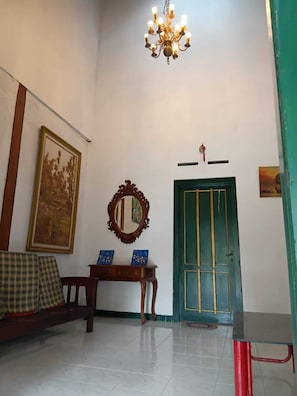 Superior Room, 1 Queen Bed | Living area - Aurora Stay Near Merapi by Smart Digital (Pakem)