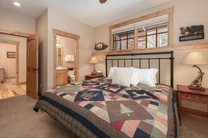 4 عدّة غرف نوم ومكواة/لوح كي وواي فاي مجانًا وملاءات أسرّة