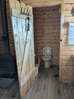 Handtücher, Seife, Toilettenpapier
