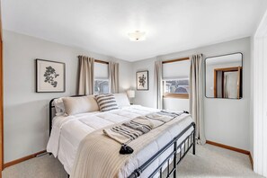 3 Schlafzimmer, Bügeleisen/Bügelbrett, WLAN, Bettwäsche