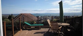 Entire House - Near Edinburgh and St Andrews Golf.  Beach, Golf, Ammenities