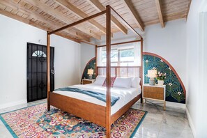 4 chambres, bureau, fer et planche à repasser, Wi-Fi gratuit