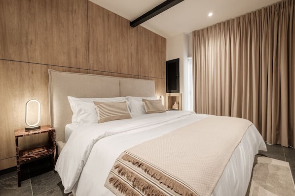 1 habitación, tabla de planchar con plancha, wifi gratis y ropa de cama