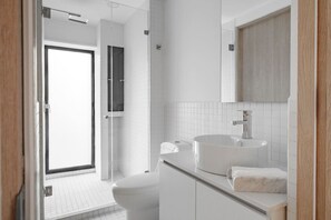 Hair dryer, towels