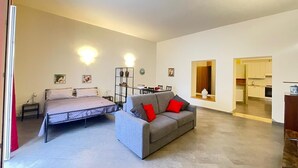 Leilighet – comfort, balkong, byutsikt | Oppholdsområde