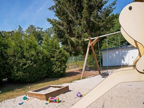 House | Children’s area - 2 Person Holiday Home in Nexo (Nexø)