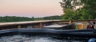 Charming Two Bedroom Lake House