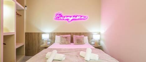 1 makuuhuone, silitysrauta/-lauta, Wi-Fi, vuodevaatteet