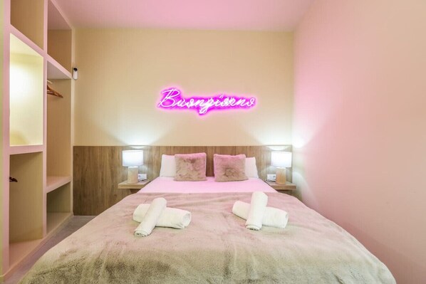 1 bedroom, iron/ironing board, WiFi, bed sheets