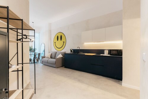 Chic and Cozy Stay in Valencia